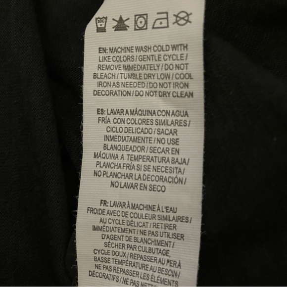 GAIAM Short Sleeve Shirt Tunic Top Criss Cross Back Black Medium - Picture 5 of 5